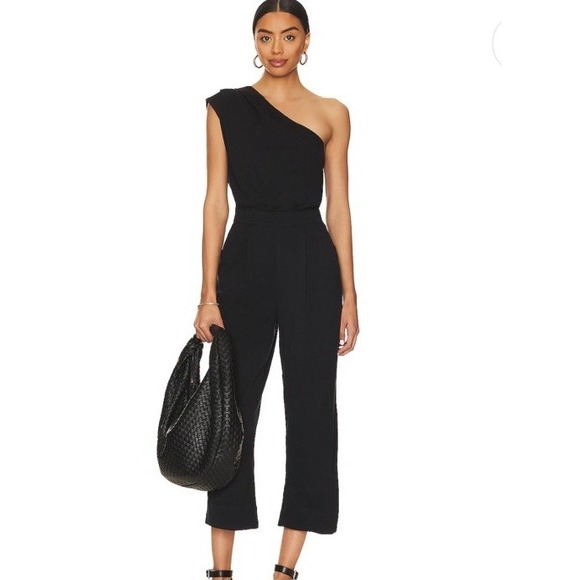 Free People Avery Jumpsuit 10 One Shoulder Straight Leg Pocket Zip Black NWT - Picture 1 of 9